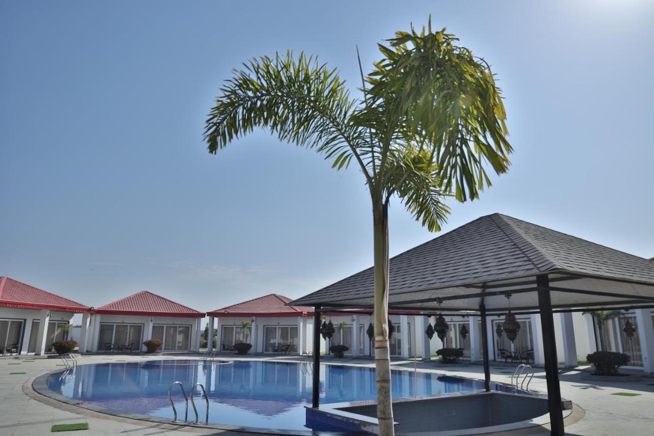 Mannat Resort Paota Prāgpura Esterno foto