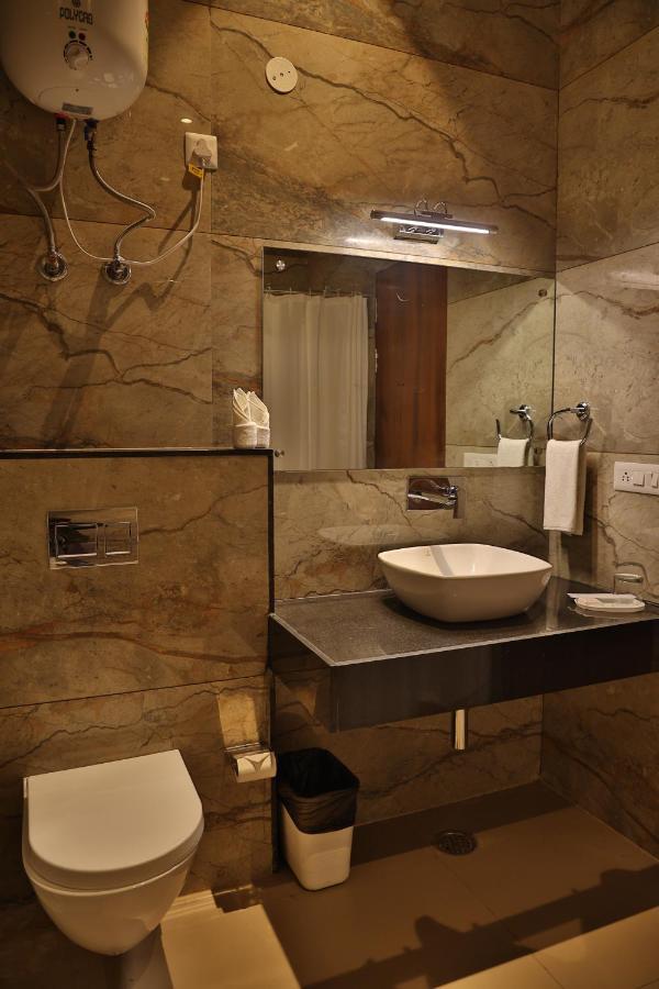 Mannat Resort Paota Prāgpura Esterno foto