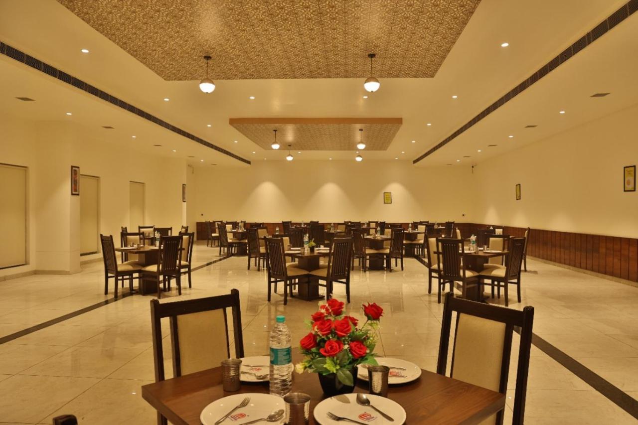 Mannat Resort Paota Prāgpura Esterno foto