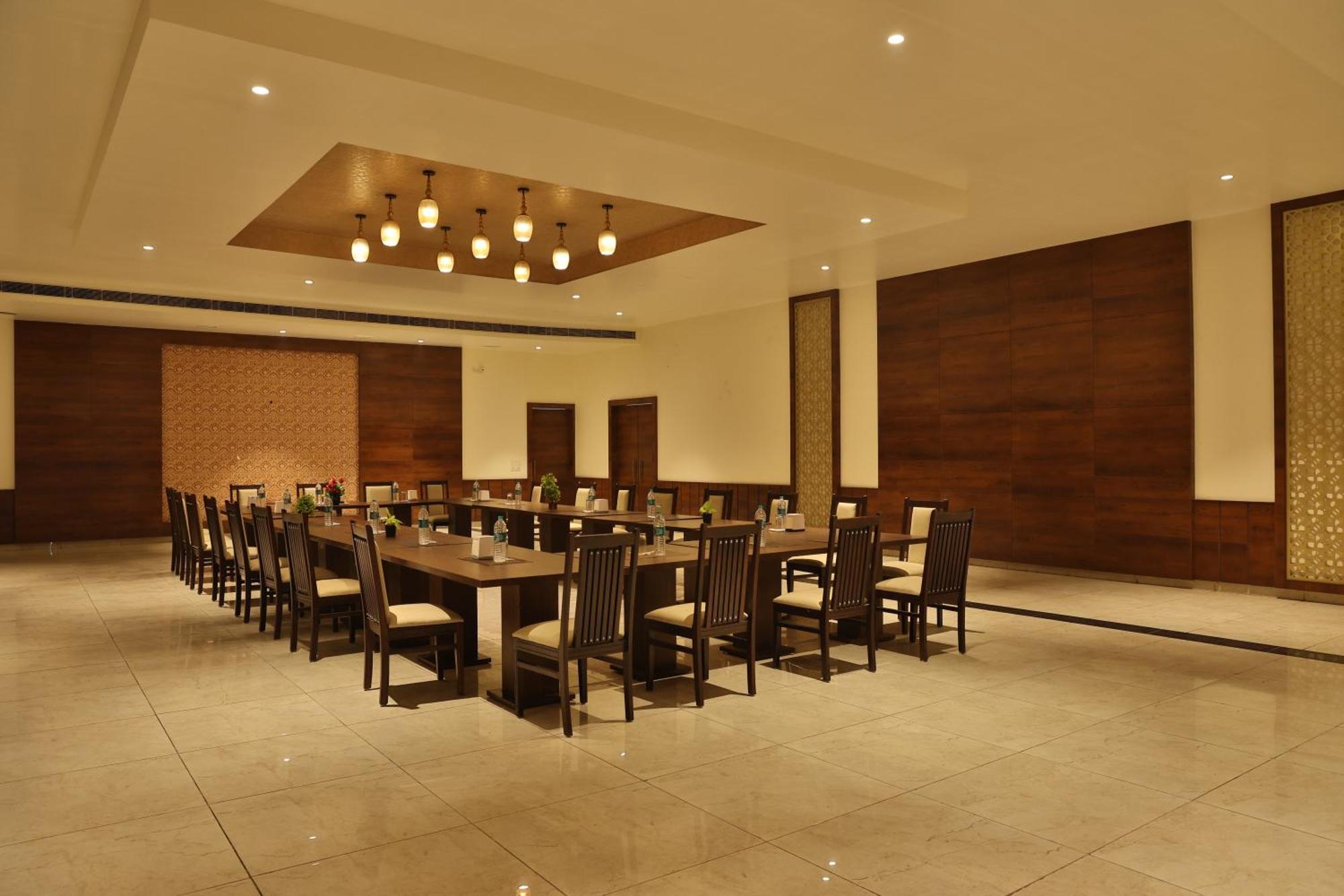 Mannat Resort Paota Prāgpura Esterno foto